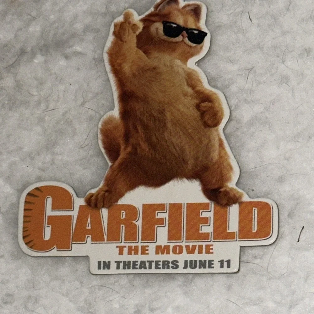 Garfield The Movie 2004‎ Vintage Promotional Pin In Theaters June 11 Collectible